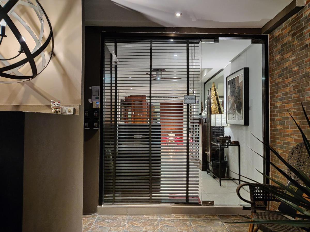 Check In Saladaeng (Adults Only) Hotel Bangkok Exterior photo